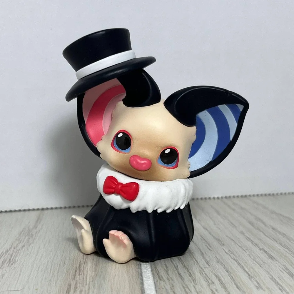 Pop Mart Yoki Travel Around The World Series Bat Top Hat Black MISSING BIG BEN